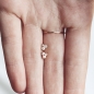 Preview: Studs LILY